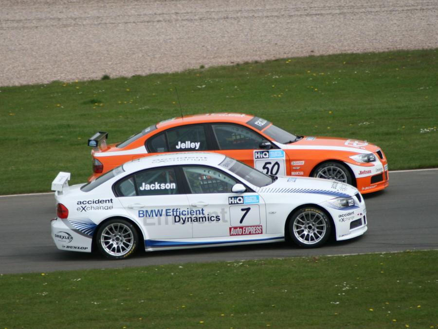  BMW 320si BTCC 2009 года  (фото 12 из 16)